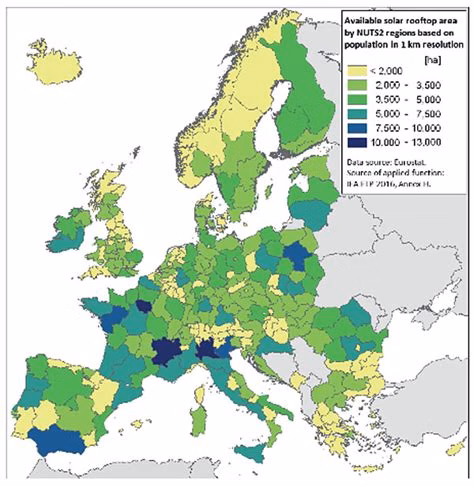 Map of Europe showing available solar rooftop area by NUTS2 regions based on population.